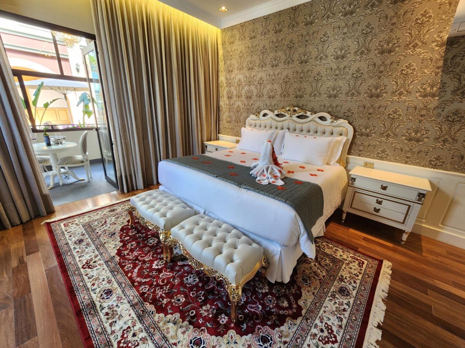 Pousada Luis XV Campos do Jordão Стая снимка A bedroom at the hotel