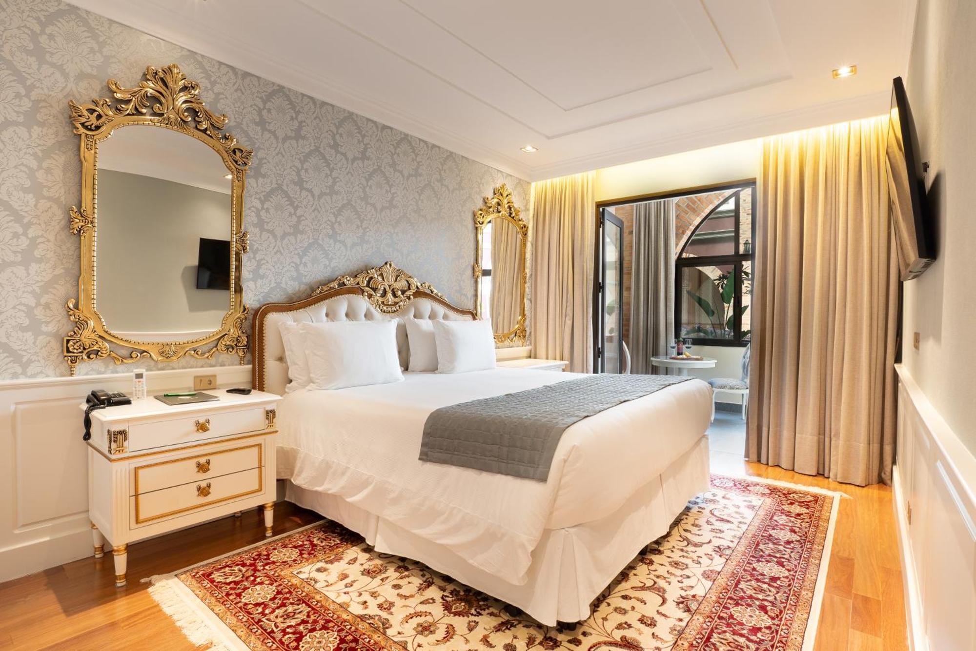 Pousada Luis XV Campos do Jordão Екстериор снимка Deluxe Room