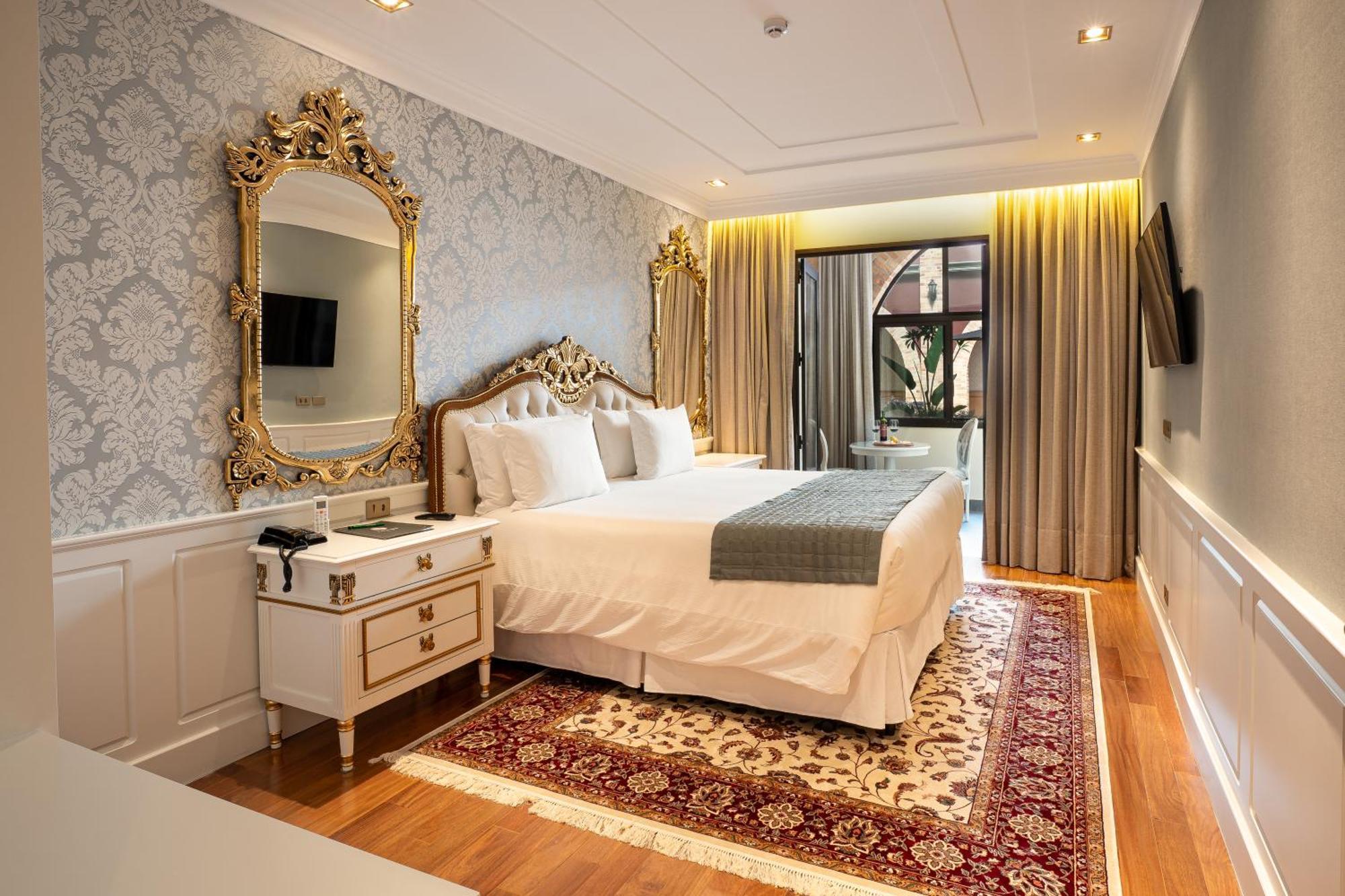 Pousada Luis XV Campos do Jordão Екстериор снимка Deluxe Room